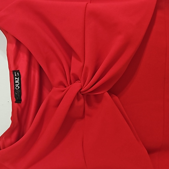 Quiz Off Shoulder Scuba Red Dress – Asymmetric Cut, Size (8-10) - Picture 4 of 11